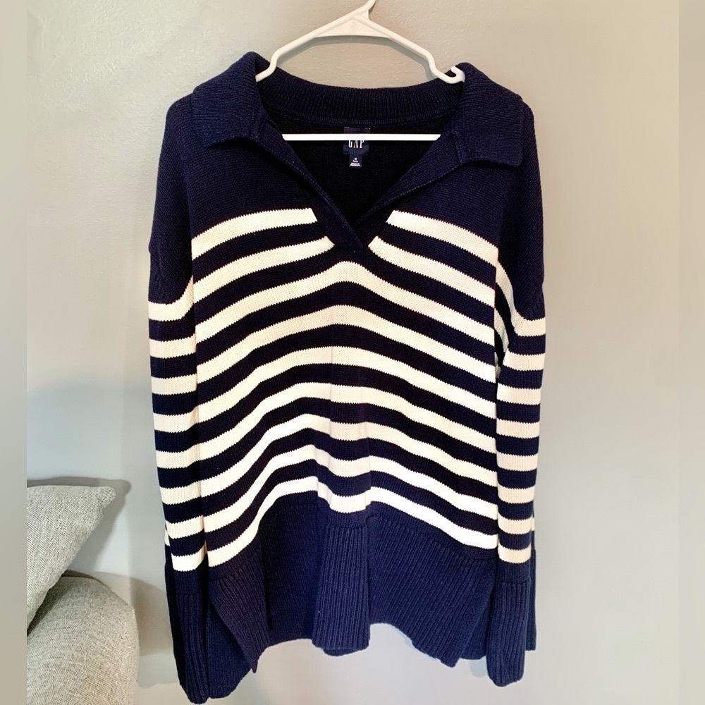 GAP Blue and White V-Neck Sweater Polo Striped Nautical Style M Tall